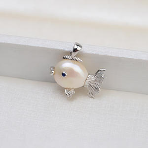 สร้อยคอหยกเจียไธต์แบบทำเองสำหรับผู้หญิง พร้อมจี้เงินแท้ S925 รูปทรงปลาหางใหญ่แบบบาโรก ประดับมุกทรงพิเศษ - Product Image 2