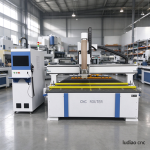 Centre d'usinage CNC <span class=keywords><strong>automatique</strong></span> à changement d'outil linéaire de grande taille 2136 pour le nesting de panneaux en MDF et bois massif - Product Image 2