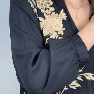 Blusa Casual de Algodón para Mujer, Estilo Vintage con Bordado Floral, Transpirable, Cuello en V, Manga Larga, para Verano - Product Image 5