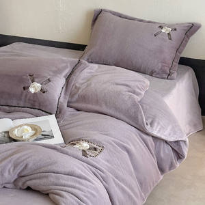 Juego de Edredón de Forro Polar de Color Sólido Duoximeimiankangtu, 4 Piezas, Ropa de Cama Cálida para Invierno, Uso Doméstico, Diseño de Plantas, Teñido Reactivo - Product Image 5