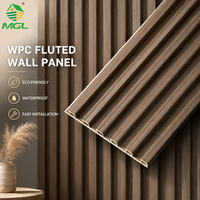 Offre Spéciale : Panneaux Muraux Intérieurs en PVC Imperméables, Revêtement Mural Décoratif Effet Bois pour Murs Intérieurs d'Écoles et Hôtels