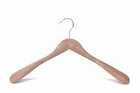 Cintre en bois de cèdre de haute qualité luxe personnalisé pour l'affichage de magasin de tissu