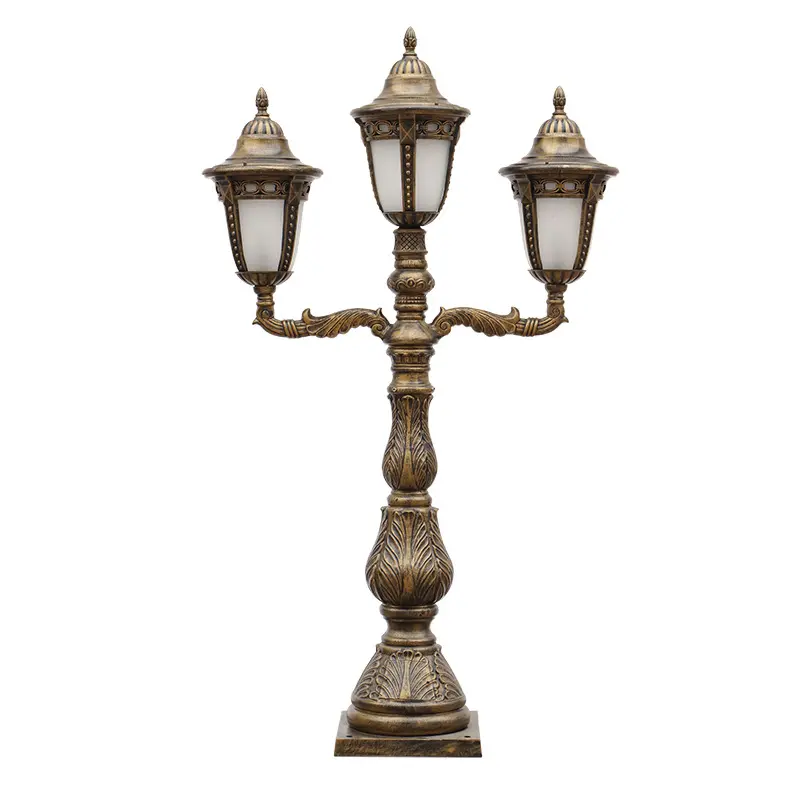 Lampadaire d'extérieur de style américain pour parking Lampadaire antique en fonte Lampadaire moderne Lampe de jardin à LED