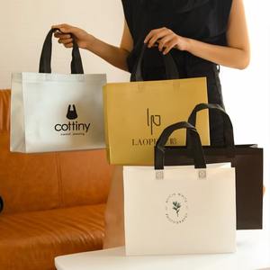 Bolsas de compras de papel duraderas ecológicas impresas con logotipo personalizable con asa de cinta para regalos - Product Image 4