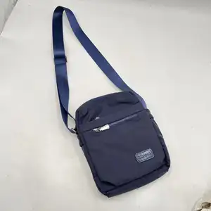 Оптовая продажа, сумка-мессенджер с логотипом на заказ для планшета 9,7 дюйма, сумка-слинг через плечо для мужчин