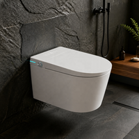 Ensemble WC mural intelligent de haute qualité avec réservoir d'eau dissimulé, télécommande, siège chauffant et couvercle à ouverture automatique