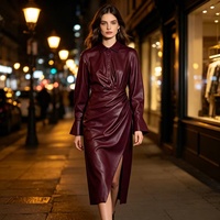 Robe chemise midi personnalisée pour femme, bordeaux, lisse, à manches longues, col boutonné, torsion sur le devant, froncée sur le côté, poignets cloche, style vintage