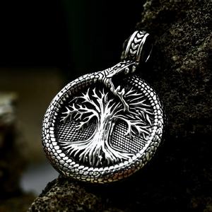Pendentif arbre de vie en acier inoxydable, finition polie, amulette viking nordique, bijoux durables pour hommes - Product Image 4