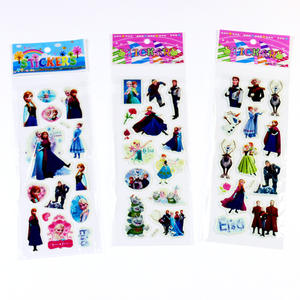 Congelata <span class=keywords><strong>Elsa</strong></span> <span class=keywords><strong>Anna</strong></span> cartoni animati simpatici adesivi a bolle 3D per bambini fai <span class=keywords><strong>da</strong></span> te adesivi a bolle 3D resistenti impermeabili decorazione per bagaglio - Product Image 5