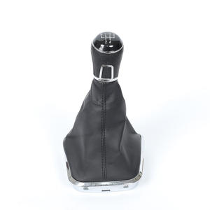Couvercle de pommeau de levier de vitesse manuel pour Volkswagen New Jetta New Santana 5 6 vitesses en cuir noir avec cadre chromé - Product Image 1