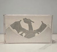 Étui en acrylique poli moderne personnalisé avec protection UV à 99 % pour TCG Sword Shield Charizard Ultra-Premium Collection, couvercle magnétique robuste