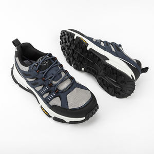 Stivali <span class=keywords><strong>da</strong></span> esterno impermeabili <span class=keywords><strong>da</strong></span> uomo mountain sport climbing black summer women <span class=keywords><strong>trekking</strong></span> outdoor <span class=keywords><strong>scarpe</strong></span> <span class=keywords><strong>da</strong></span> <span class=keywords><strong>trekking</strong></span> femminili personalizzate all'ingrosso - Product Image 5