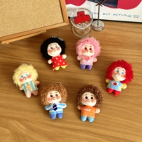 Adorable pendentif en peluche à cheveux bouclés multicolores, figurine mignonne, accessoire décoratif pour sac à dos et sac à main