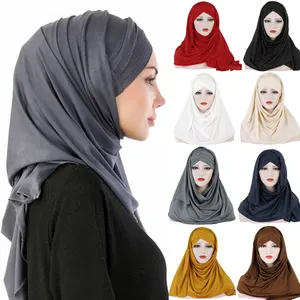 Moda tek renkli eşarp şapka hicap iki parça takım elbise malezya müslüman bayanlar yama başörtüsü cilt dostu kumaş hicap