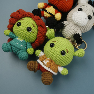 Poupée mascotte princesse au crochet aux cheveux rouges pour les étudiants, cadeau de rentrée scolaire, accessoire de bureau mignon, porte-clés de voiture esthétique fait main - Product Image 4