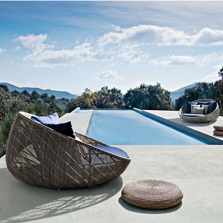New arrival outdoor rattan furniture beach all-weather wicker rattan round daybed