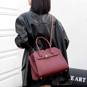 आधुनिक फैशन के बड़े क्षमता विंग बैग क्रॉसबॉडी कंधे बैग साधारण टोटे चमड़े की महिलाओं के बैग - Product Image 4