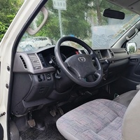 Mini-bus Hiace d'occasion de haute qualité à prix avantageux, 10 places, Euro 3, diesel, manuel, moteur inférieur à 4L, 130 km/h, à vendre