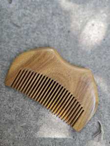 Peine de cuerno hecho a mano de lujo de cuerno natural para cabello suave y brillante, suave en el cuero cabelludo y adecuado para uso diario - Product Image 2