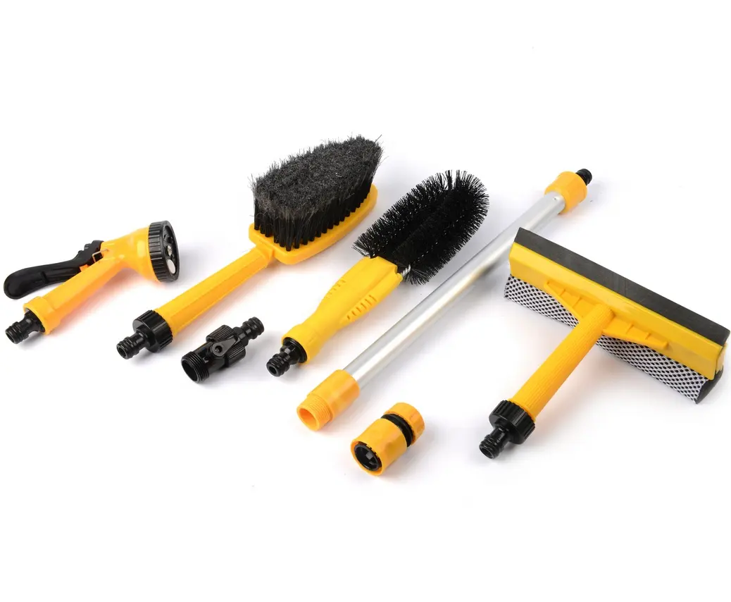 Hot Selling Car Cleaning Tool Car Wash Cleaning Kit Car Cleaning Brush Kit With Sprayer