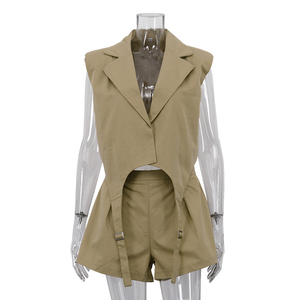 Ensemble deux pièces d'été en coton pour <span class=keywords><strong>femme</strong></span> : Blazer sans manches boutonné <span class=keywords><strong>avec</strong></span> épaulettes kaki et short à taille élastique au dos 2026 - Product Image 3