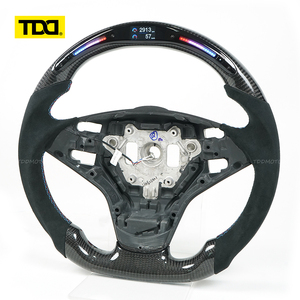 พวงมาลัยคาร์บอนไฟเบอร์แท้ TDD พร้อมไฟ LED สำหรับ BMW E60 - Product Image 2