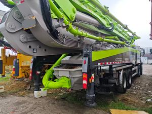 Camión Bomba de Concreto de 62m con Motor Diésel Zoomlion, Marca China, con Productividad de 18M/H en Shanghái - Product Image 3