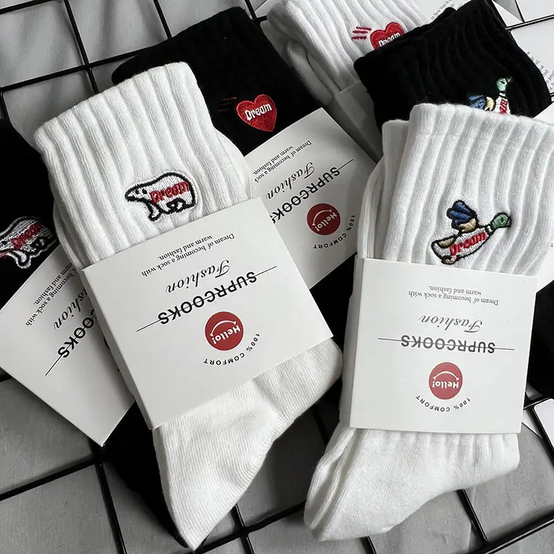 OEM cotton design your own custom logo embroidery white black crew socks sports socks men