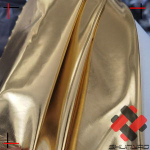 Vải Lá Kim Loại Màu Vàng Kim Chống Thấm Nước Da PU <span class=keywords><strong>Polyester</strong></span> Cho Hàng May Mặc Và Bọc - Product Image 2