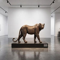 Figurine de guépard en bronze coulé artisanal – Taille entièrement personnalisable, pose en pleine course, patine polie, sculpture 3D, cadeau