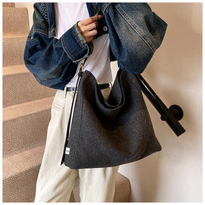 Sac à bandoulière pour femme en toile de mode, sac décontracté de grande capacité, sac pratique pour les voyages quotidiens - Product Image 4