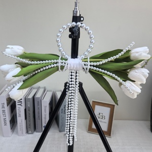 זר פרחים מלאכותי בסגנון וינטג' אלגנטי, עשוי PU עם פנינים, בצורת מפל, לאירועי חתונה, אביזר לצילום, מתנה, קישוט, פרחים נצחיים. - Product Image 6