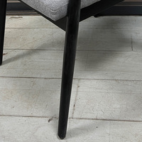 Chaise de restaurant en bois de caoutchouc de luxe nordique avec coussin de siège arrière en rotin semi-fini meubles de maison