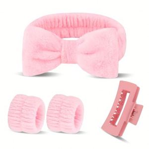 Ensemble Spa 3-en-1 : Bandeau en Peluche, Bracelets, Pinces à Cheveux, Serviette Douce pour le Visage, Accessoires de Soins et de Maquillage – Cadeau Adorable pour Femme - Product Image 3