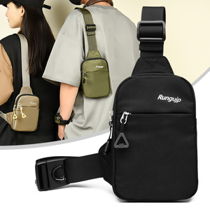 Logo personalizzato <span class=keywords><strong>Mini</strong></span> borsa a spalla singola in Nylon borsa a <span class=keywords><strong>tracolla</strong></span> impermeabile da uomo borsa da esterno Unisex con <span class=keywords><strong>tracolla</strong></span> regolabile - Product Image 1