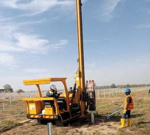 เครื่องตอกเสาเข็มพลังงานแสงอาทิตย์อเนกประสงค์ ขนาด 6 เมตร แบบตีนตะขาบ - Product Image 2