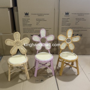 Silla Infantil de Ratán Hecha a Mano Ecológica para Alquiler en Fiestas, Muebles Infantiles de Mimbre Natural para Eventos y Bodas - Product Image 2