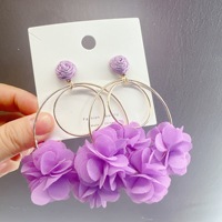 Anting Bunga Kain Berlapis Emas Kreatif Gaya Liburan & Pesta Perhiasan Fashion Wanita Geometris Grosir
