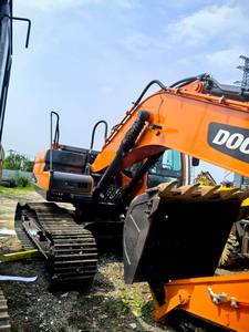 รถขุดตีนตะขาบ DX225 ปี 2022 มือสอง ขนาด 20 ตัน เครื่องยนต์คัมมินส์ กระบอกไฮดรอลิก Doosan/Hitachi//Kobelco - Product Image 4