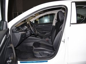 <span class=keywords><strong>Skoda</strong></span> Octavia <span class=keywords><strong>automobili</strong></span> rapide con guida a sinistra veicoli in metallo di lusso sedili in pelle Euro VI tetto panoramico Standard di emissione - Product Image 6