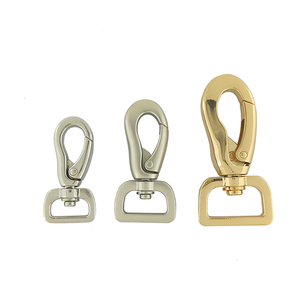 Gancho de perro de metal giratorio de aleación de zinc personalizado hebilla de escalada de resorte de metal gancho de perro con hebilla de collar de perro de bloqueo - Product Image 1