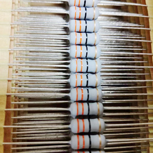 <span class=keywords><strong>Savo</strong></span> 1W 33R 5% Résistance à film d'oxyde métallique Résistance antidéflagrante MOF - Product Image 6