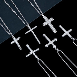 เครื่องประดับเงินแท้ 925 รูปทรงศาสนาคริสต์ ประดับเพชรโมอิสซาไนต์ VVs จี้รูปไม้กางเขนสำหรับผู้ชาย สร้อยคอจี้รูปไม้กางเขน เหมาะสำหรับเป็นของขวัญหมั้นและงานแต่งงาน - Product Image 1