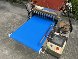 Automatic Tabletop <b>Fruit</b> Gummy Soft Cola <b>Jelly</b> Extrude Make <b>Candy</b> Mould Depositor Machine - Product Image 3
