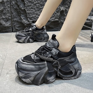 <span class=keywords><strong>Sneakers</strong></span> Casual da <span class=keywords><strong>Donna</strong></span> Stile Retrò con Logo Personalizzato, Scarpe da Passeggio Chunky <span class=keywords><strong>Bianche</strong></span> <span class=keywords><strong>e</strong></span> <span class=keywords><strong>Nere</strong></span> - Product Image 6