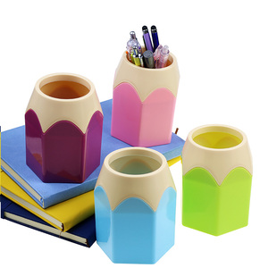 BECOL Nouveauté Grande capacité Bureau Étude Papeterie Rangement de bureau Seau de rangement mignon en forme de crayon <span class=keywords><strong>Porte</strong></span>-stylo en plastique - Product Image 1