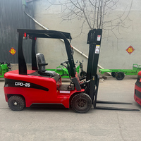 Livraison gratuite directe d'usine petit chariot élévateur électrique hors route 1.5 tonnes 2 tonnes 3 tonnes chariot élévateur transpalette