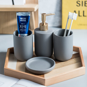 Zenidoo Eco-Friendly Modern Four-Piece Bathroom Set with Plastic & Food Grade Silicone Mouthwash Toothbrush Cups Toilet Supplies - Product Image 5