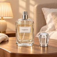Flacon pulvérisateur de parfum rectangulaire en verre transparent de luxe en gros avec bouchon facetté pour l'emballage de parfums