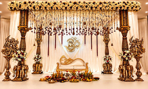 Mandap de Boda Manavarai Blanco de Última Generación, Escenario Tallado en Fibra Premium, Estilo Templo Tradicional con Cúpula Tallada con Lotos - Product Image 6